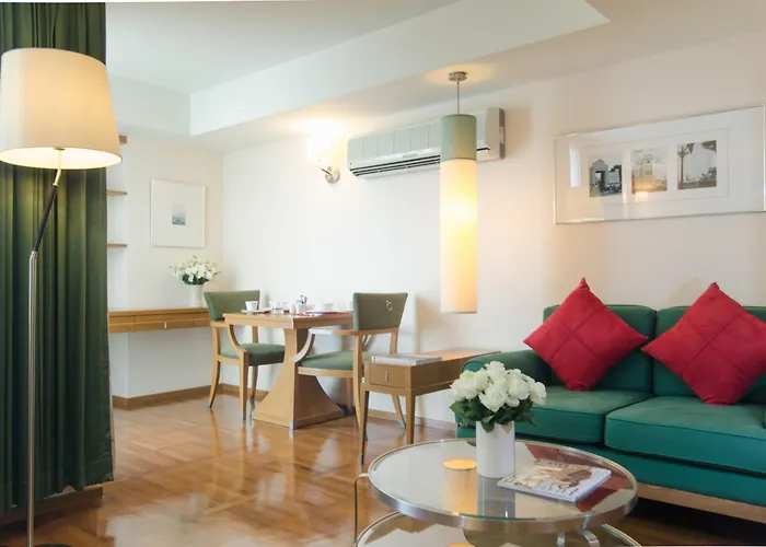 At Ease Saladaeng By Aetas Hotel