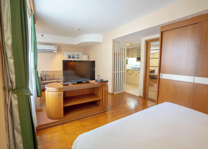 At Ease Saladaeng By Aetas Hotel 4*